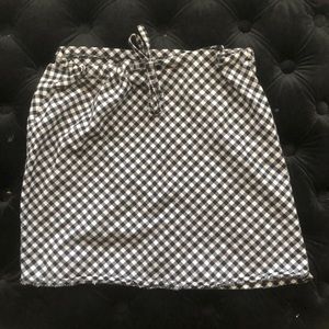 Checkerboard skirt